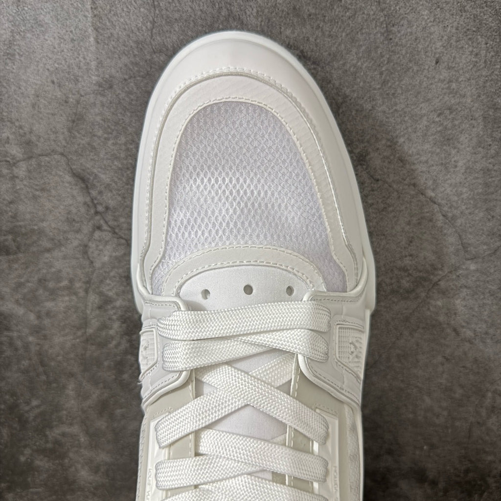 LV Trainer Sneaker 1AJVU5