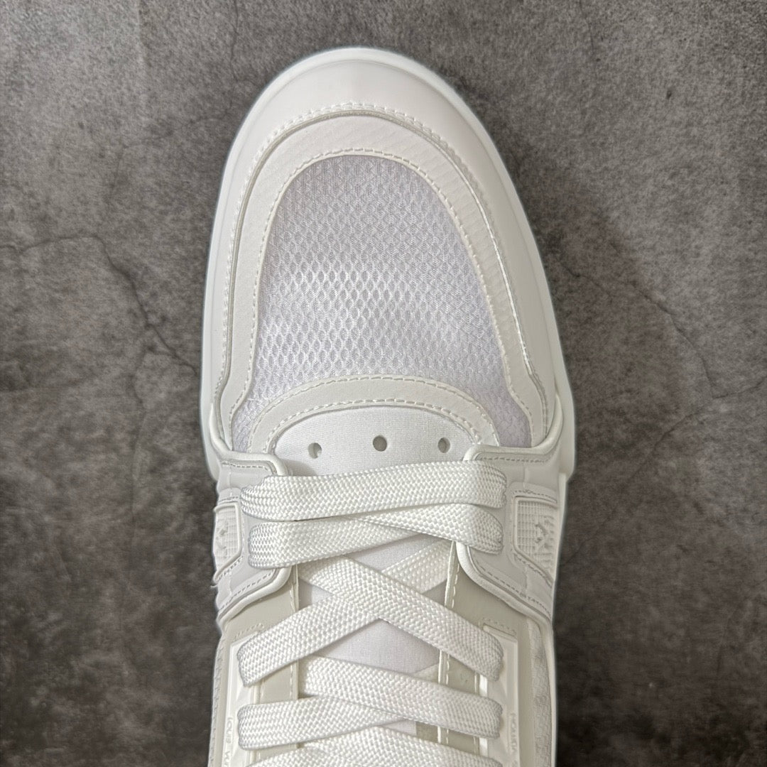 LV Trainer Sneaker 1AJVU5