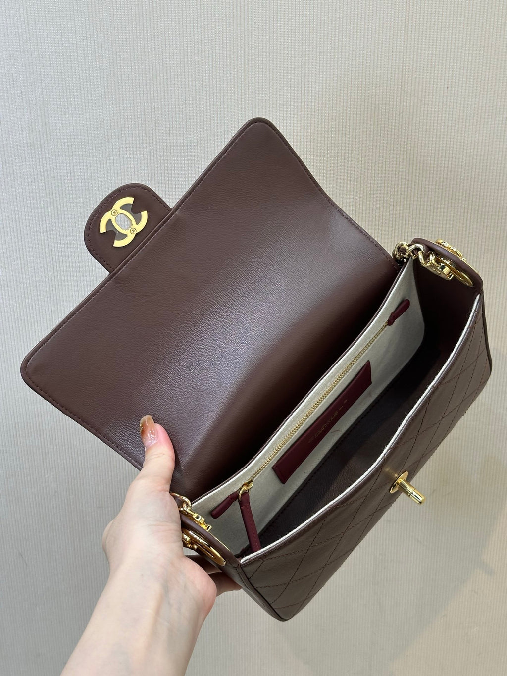 Chanel Small Flap Bag in Lambskin AS6625