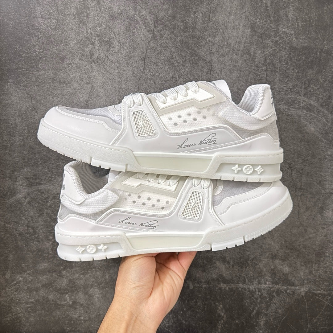LV Trainer Sneaker 1AJVU5