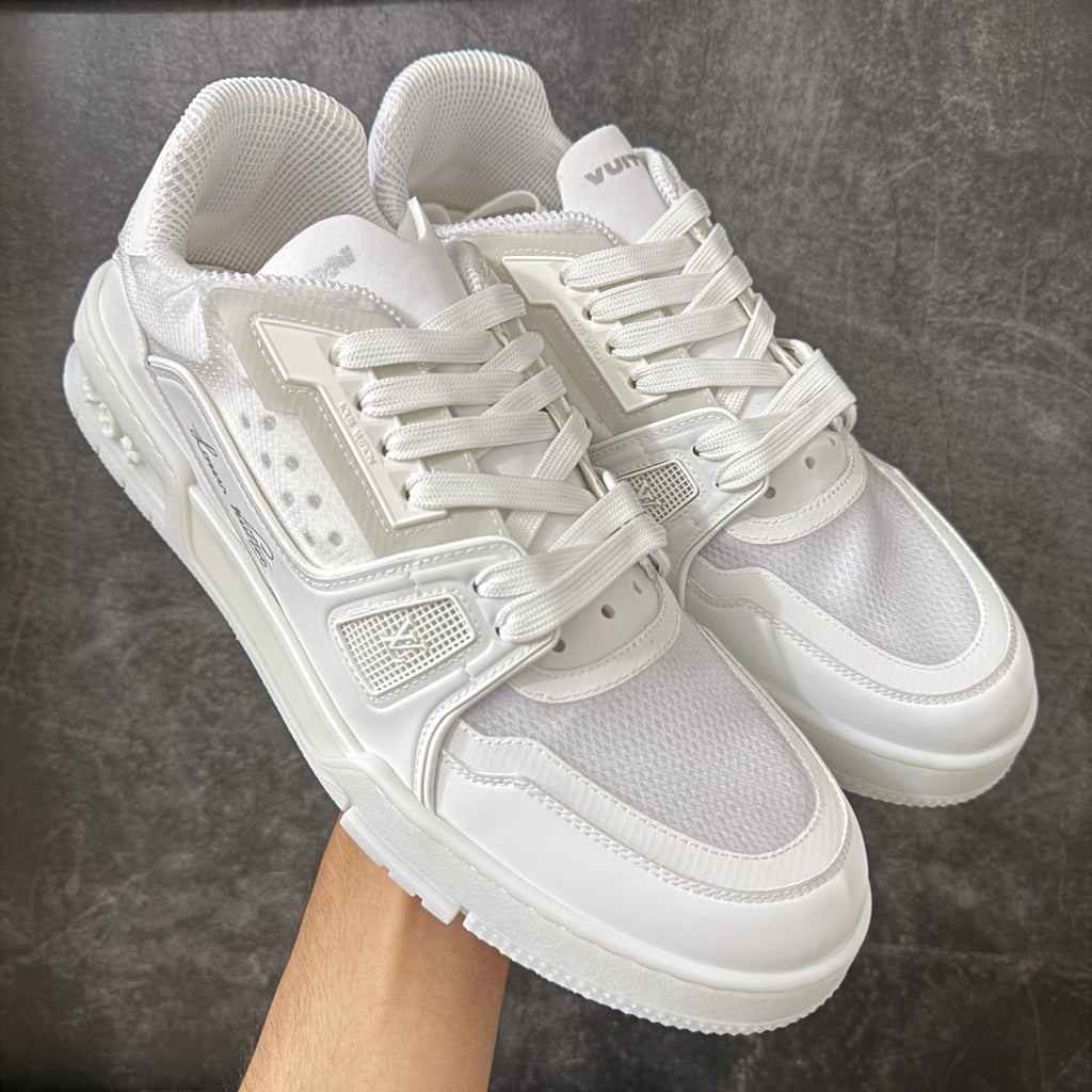 LV Trainer Sneaker 1AJVU5