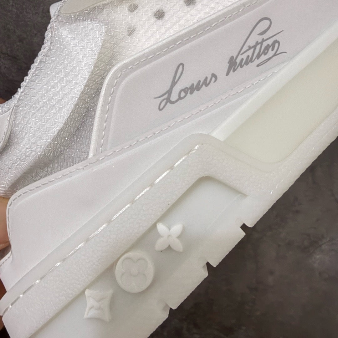 LV Trainer Sneaker 1AJVU5