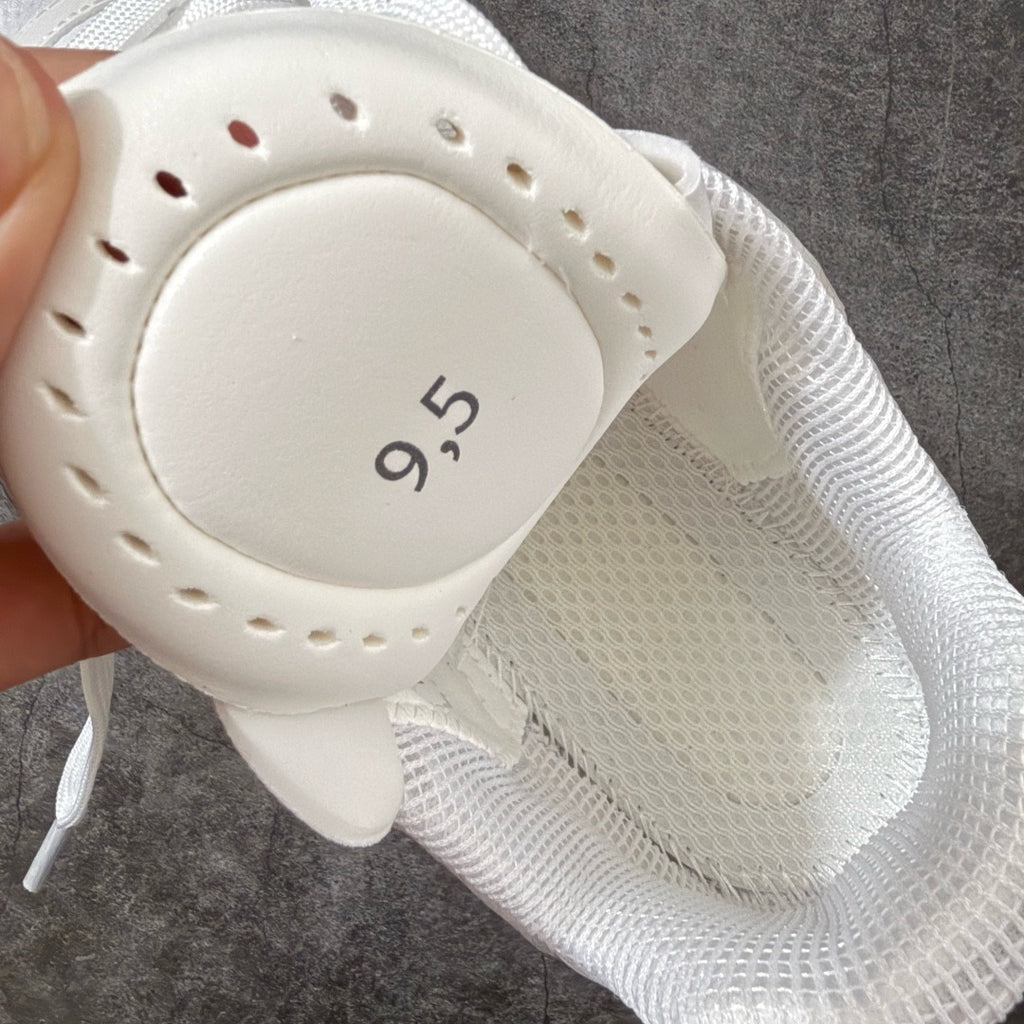 LV Trainer Sneaker 1AJVU5