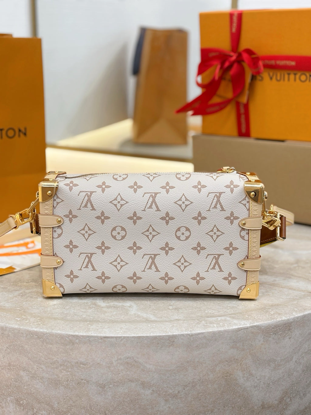 LV Side Trunk MM East-West M29913