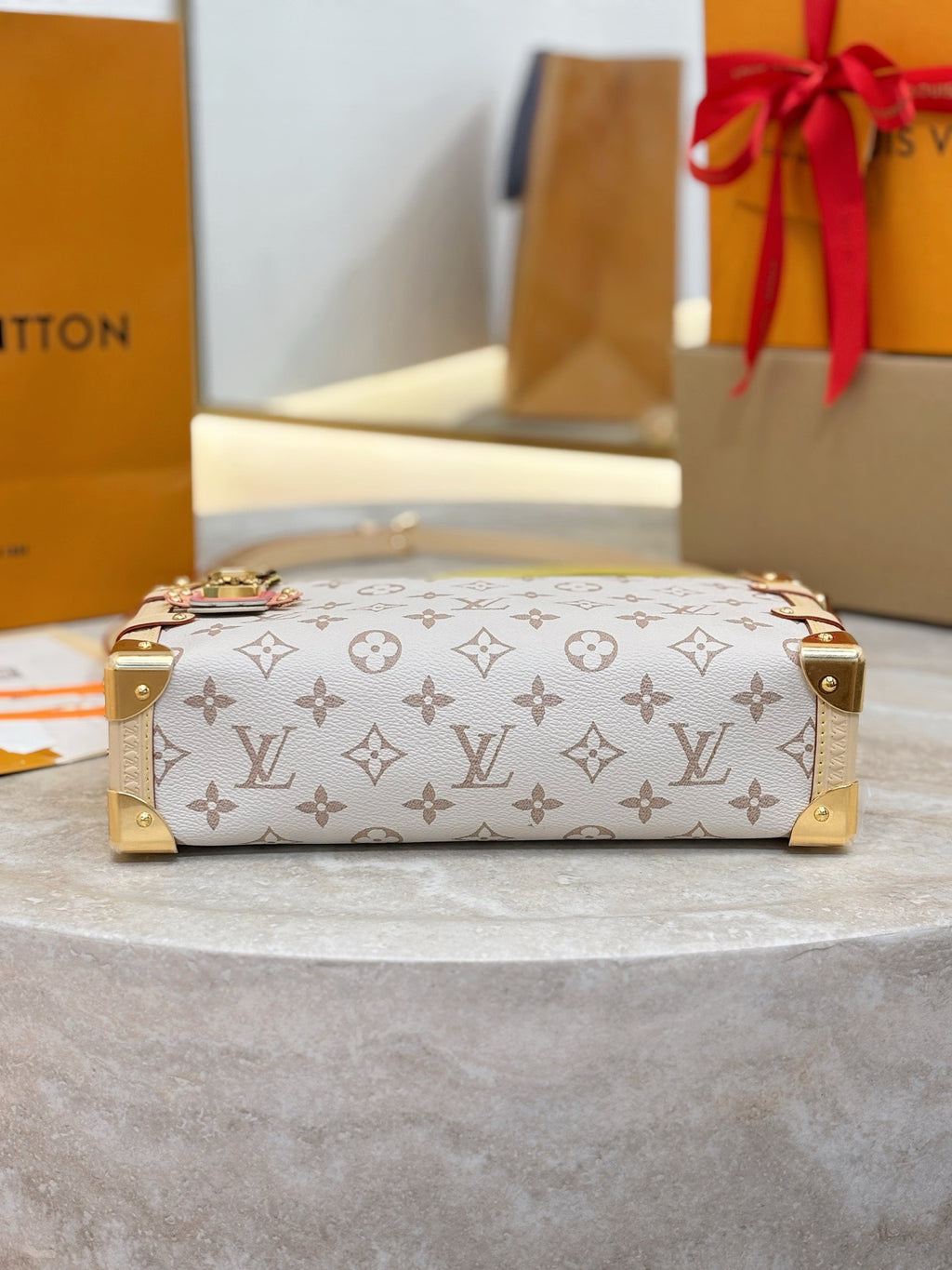 LV Side Trunk MM East-West M29913
