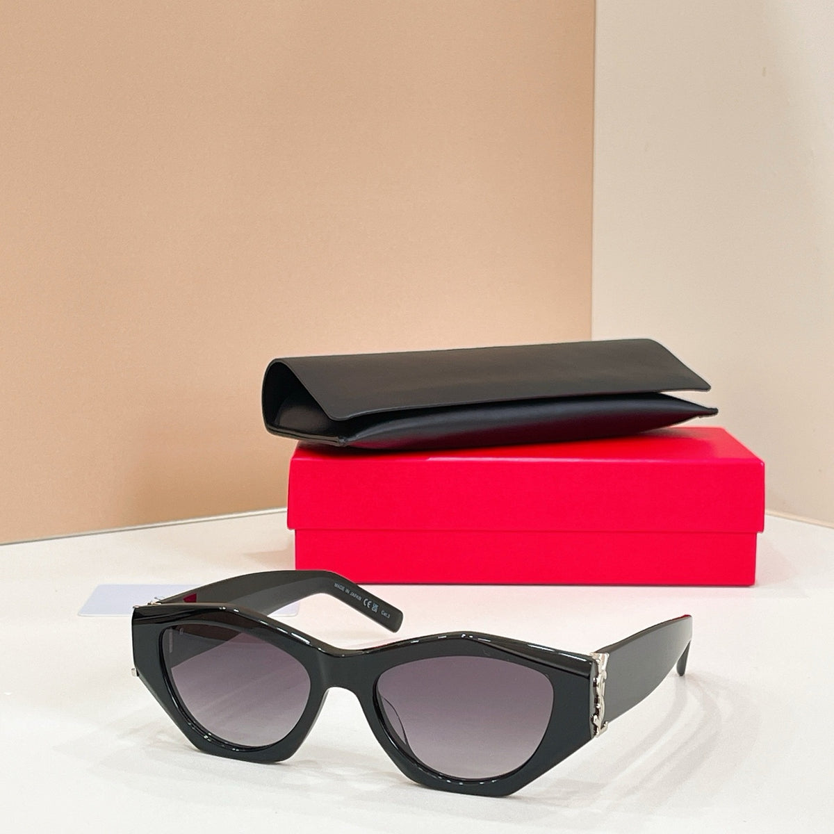 Saint Laurent Sunglasses SLM180