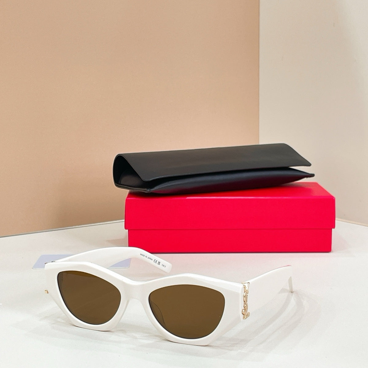 Saint Laurent Sunglasses SLM180