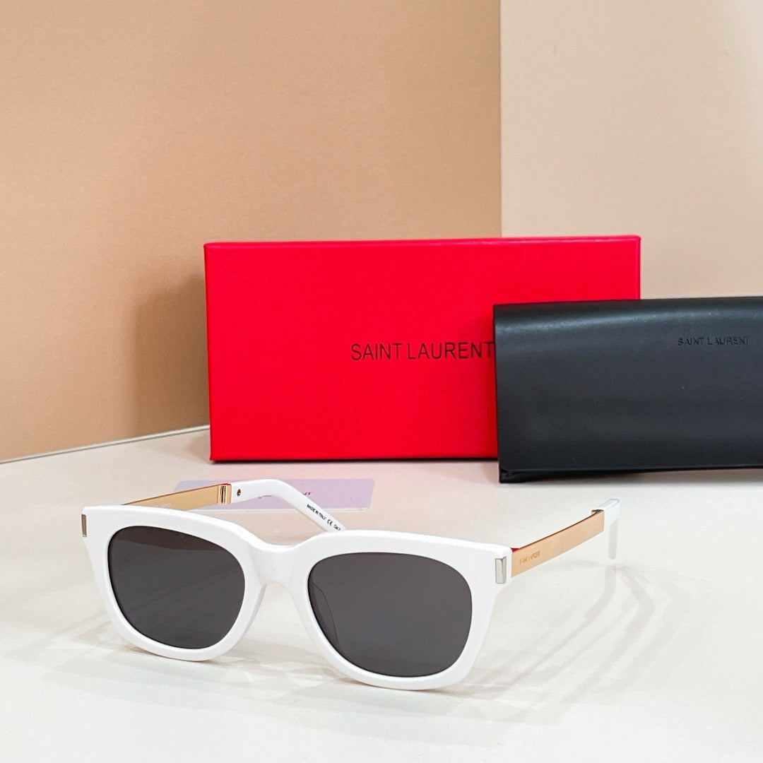 Saint Laurent Sunglasses SL582