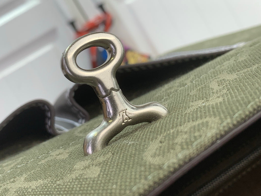 LV Steamer 30 M2A082