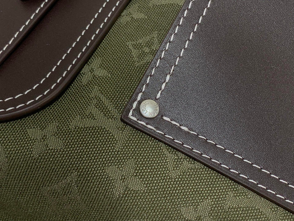 LV Steamer 30 M2A082