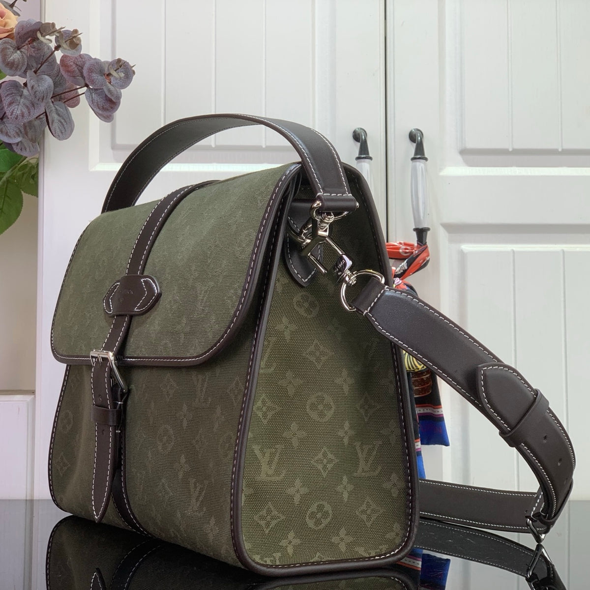 LV Jet Lag Bag MM M29718