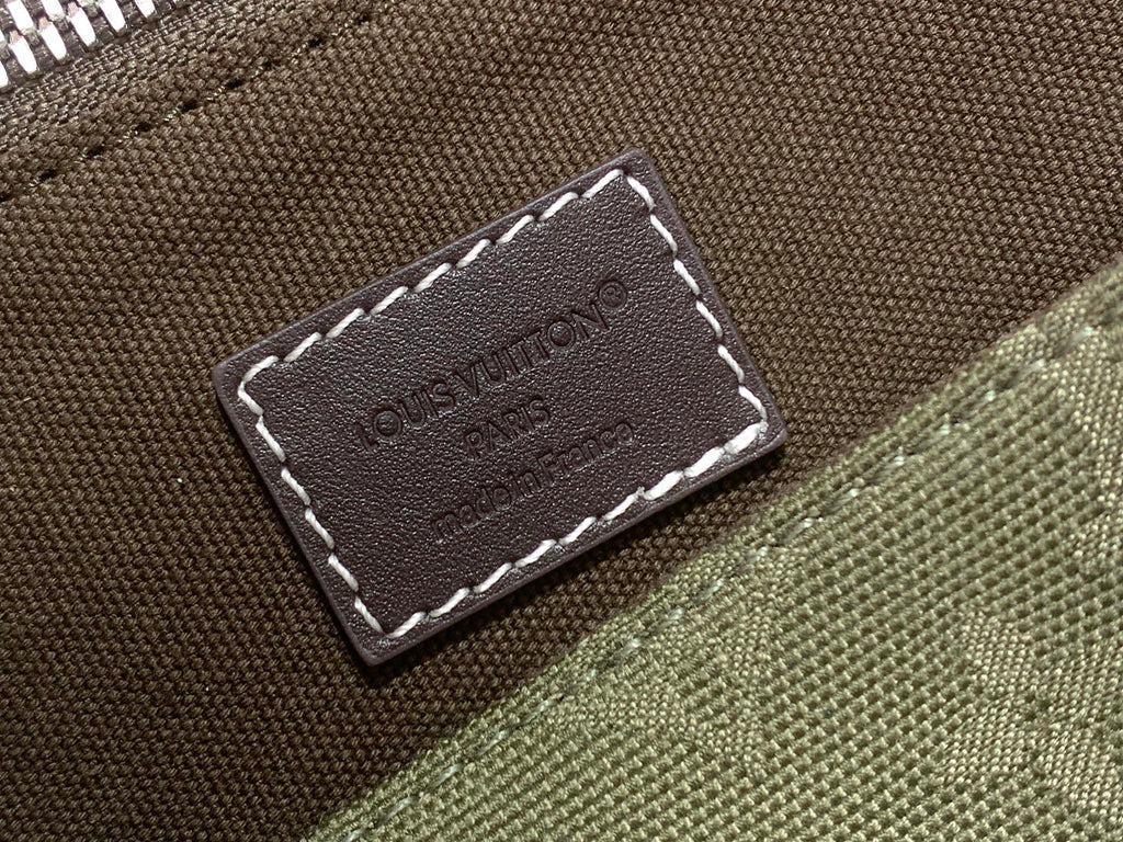 LV Jet Lag Bag MM M29718