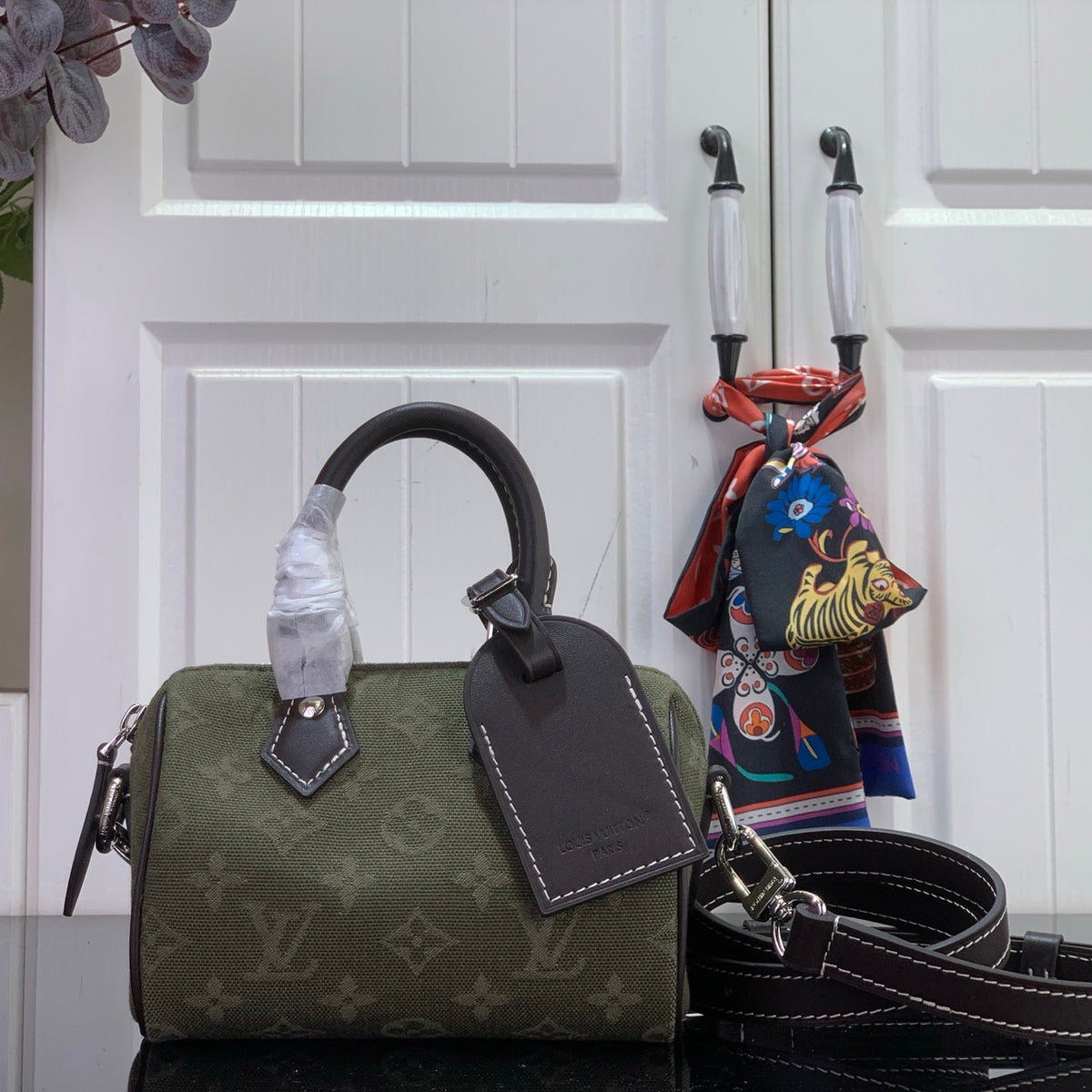 LV Speedy 18 Bandoulière M2A609