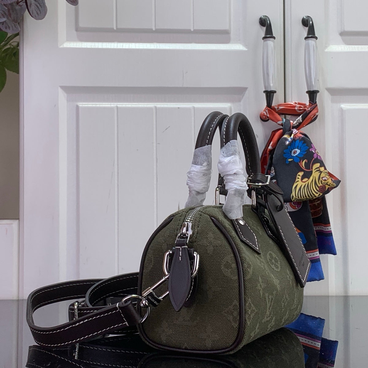 LV Speedy 18 Bandoulière M2A609