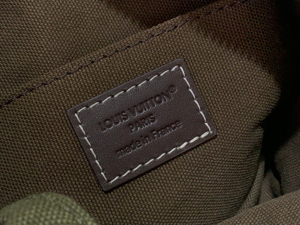 LV Speedy 18 Bandoulière M2A609