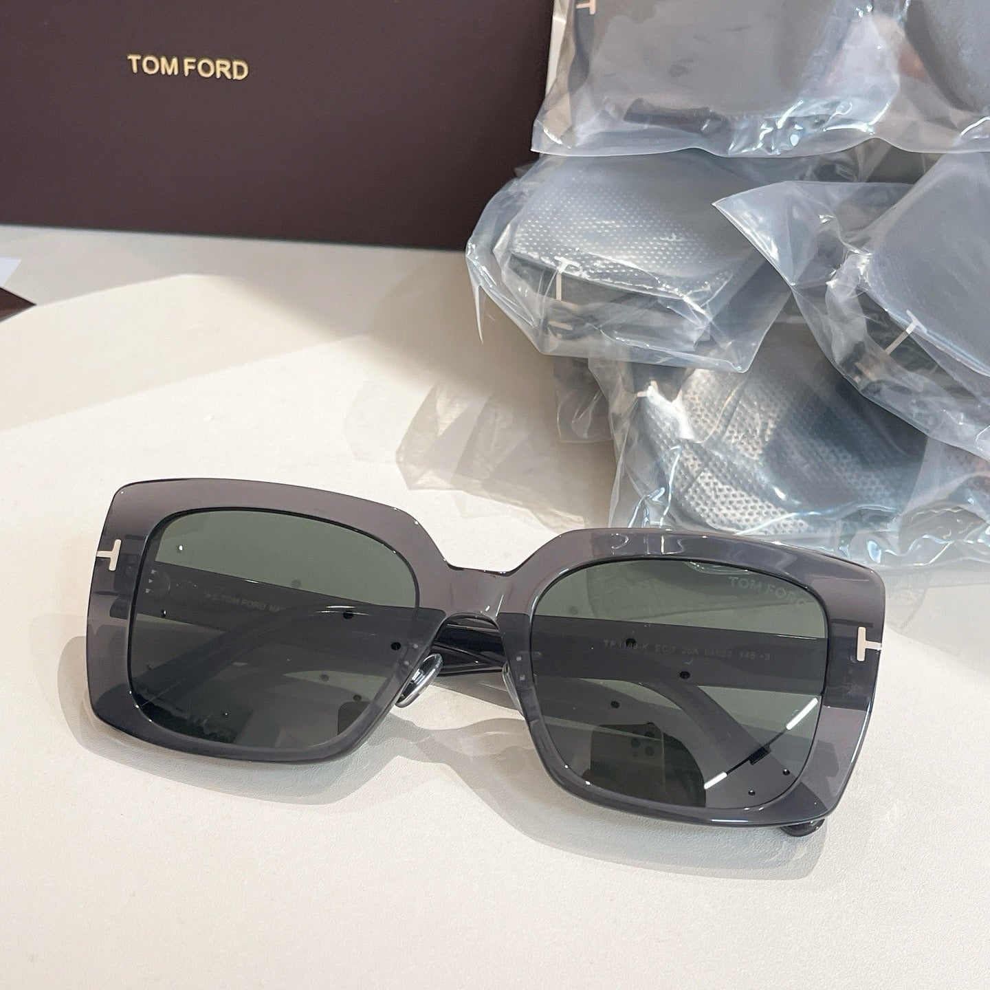 Tom Ford Sunglasses TF1169-K