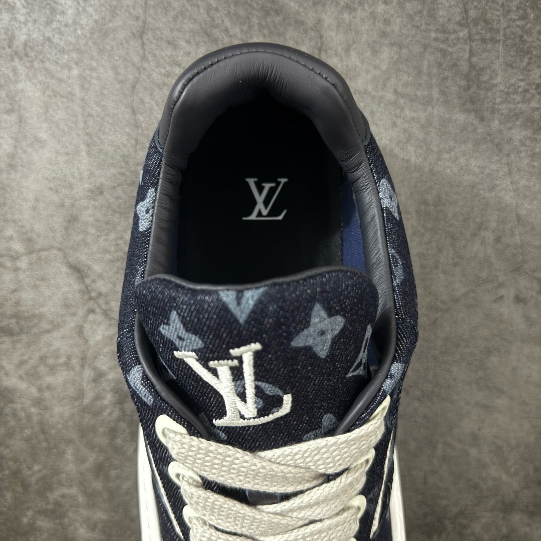 LV Tilted Sneaker 1AK8CA