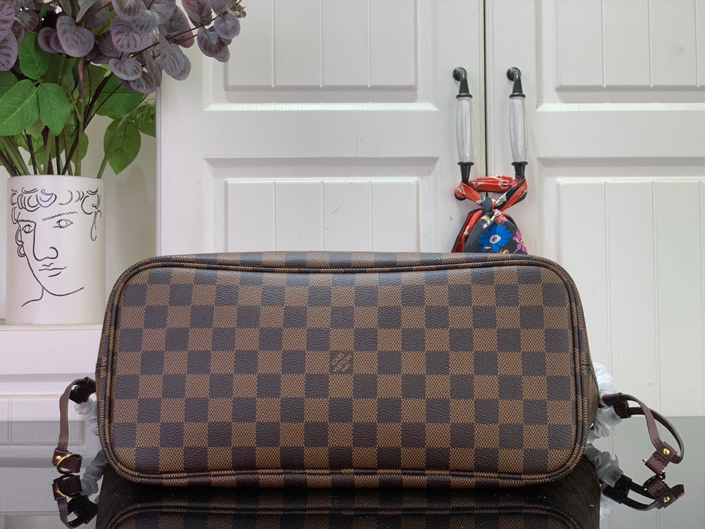 LV Neverfull Inside Out MM N40952