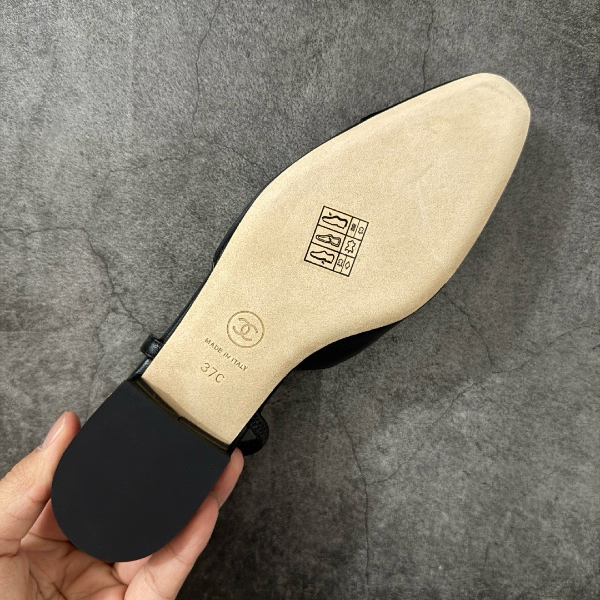 Chanel Slingbacks Flat in Goatskin