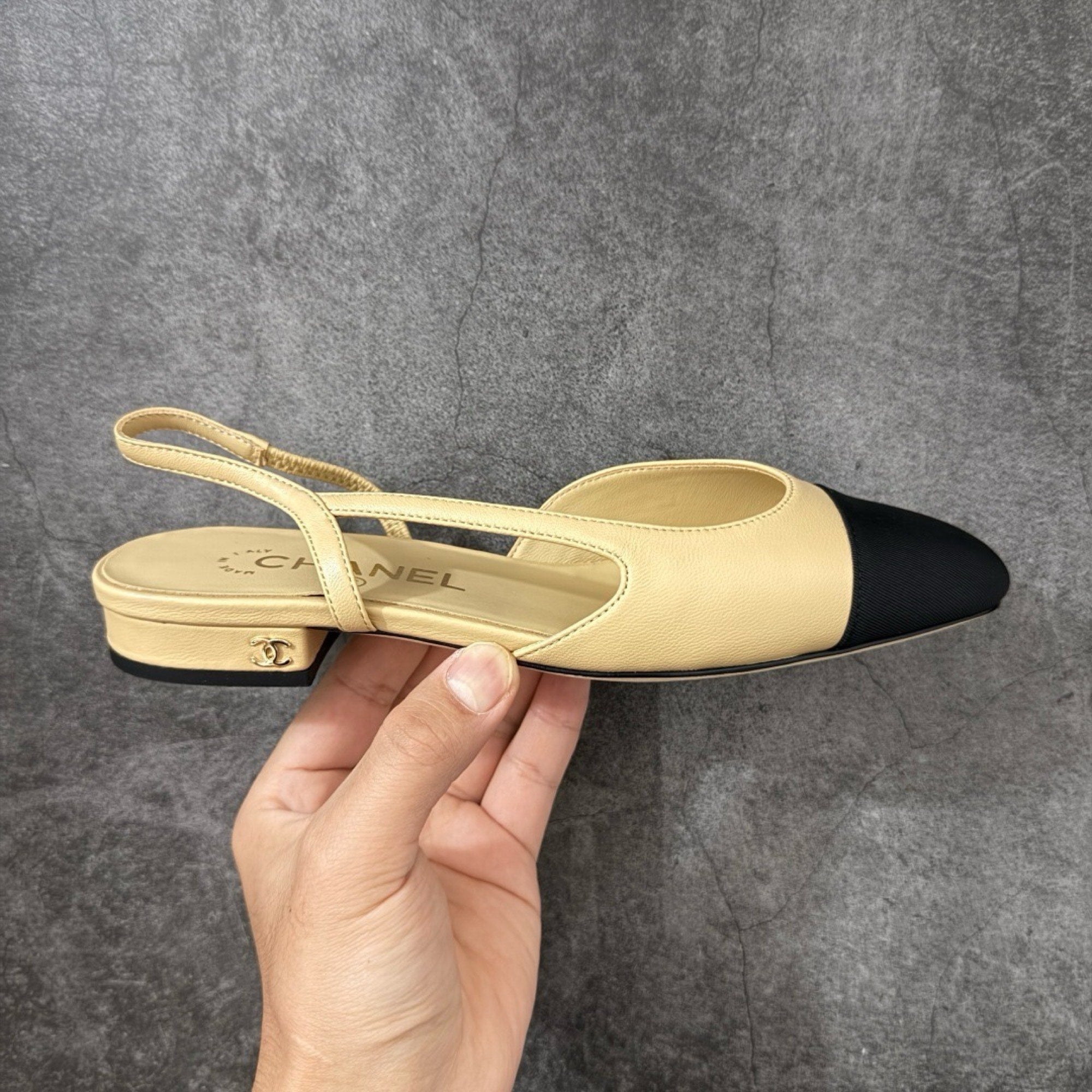 Chanel Slingbacks Flat in Goatskin