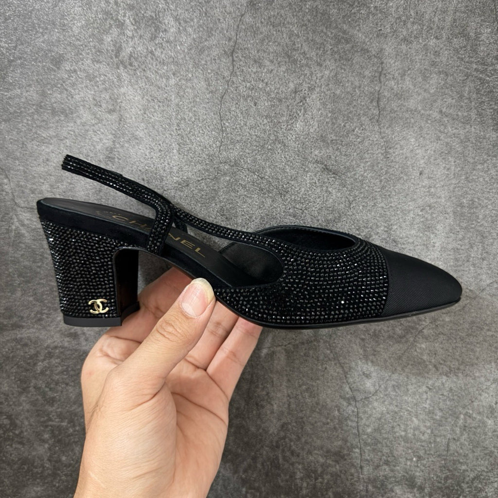 Chanel Slingbacks in Strass