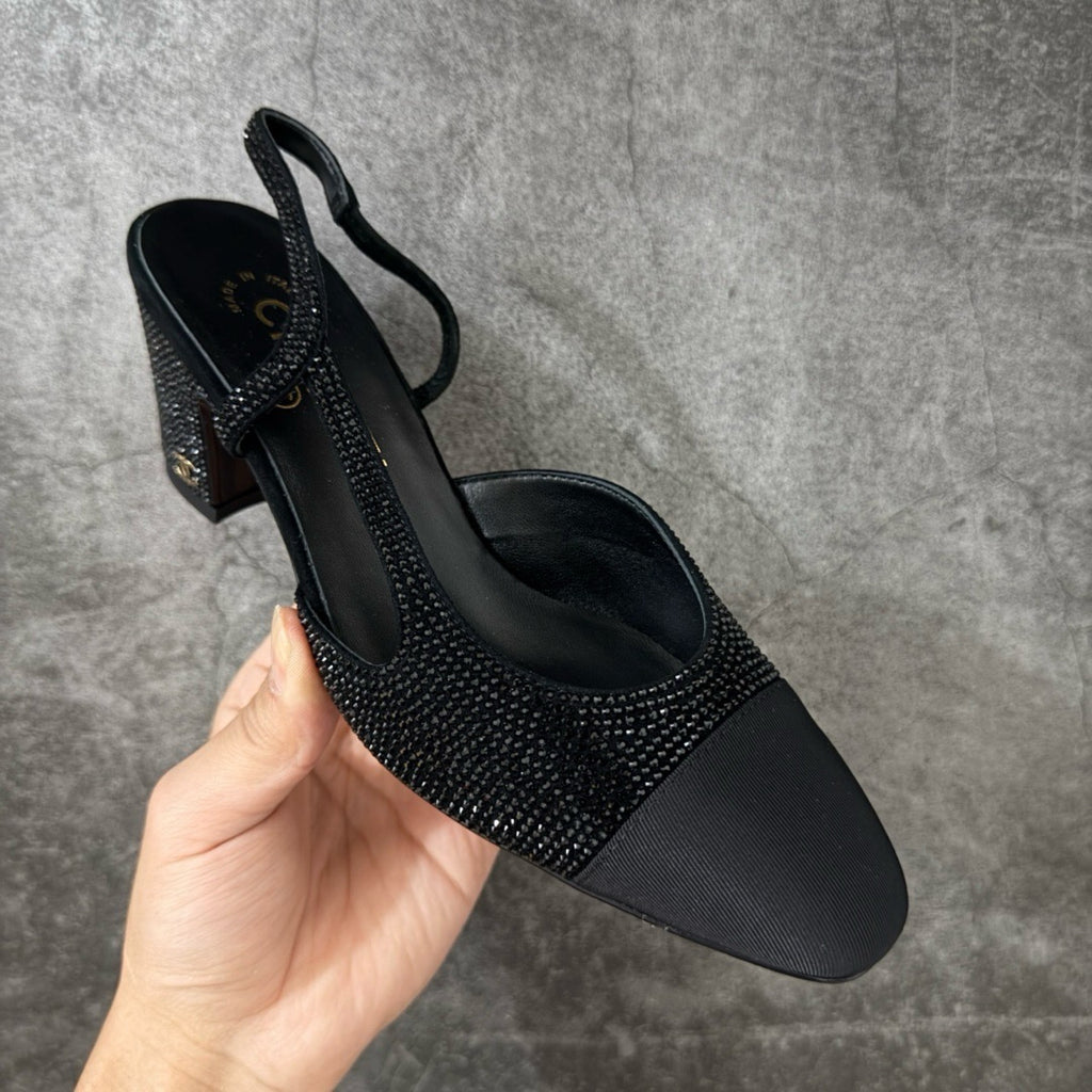 Chanel Slingbacks in Strass
