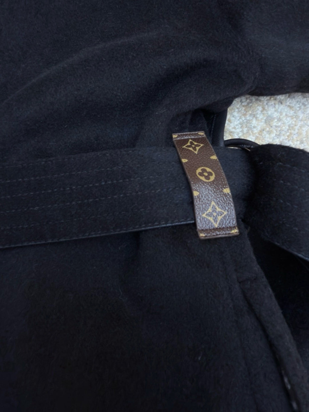 LV 1A4PEA Wrap Trench Coat in Wool