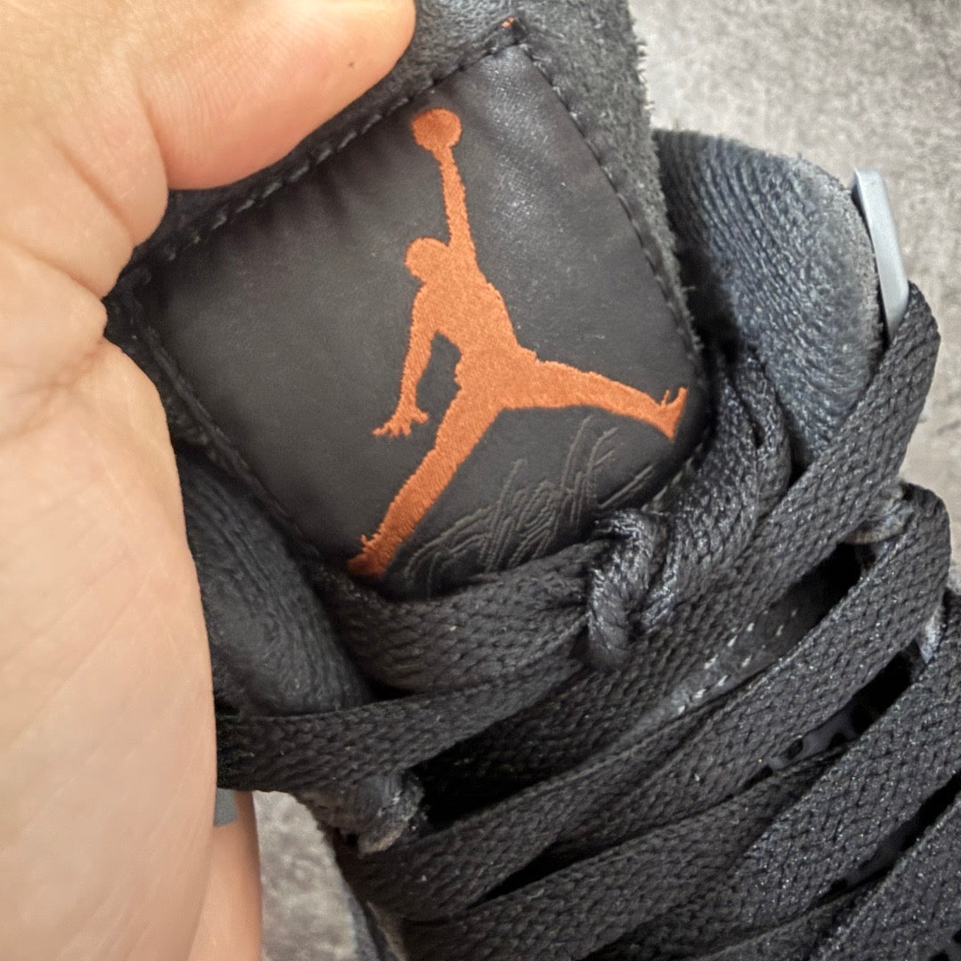 Jordan 4 London IV6048-001