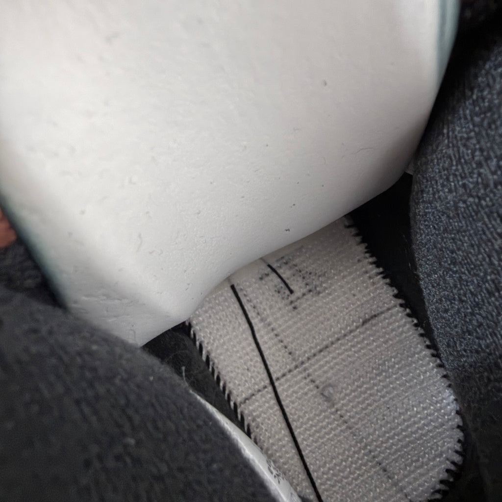 Jordan 4 London IV6048-001