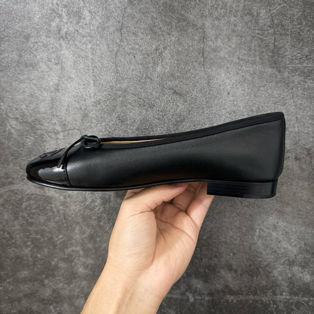 Chanel Classic Ballet Flats In Leather