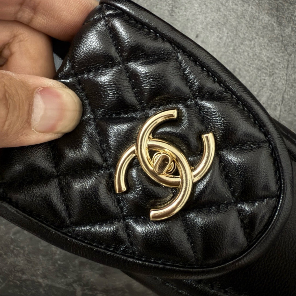 Chanel CC Logo Loafer In Leather