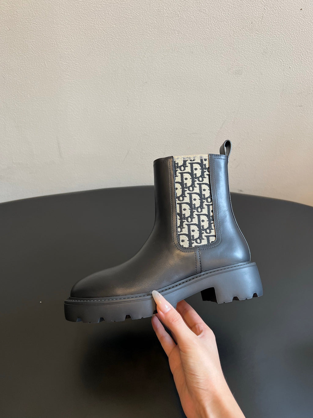 Dior Ride Chelsea Boot in Calfskin