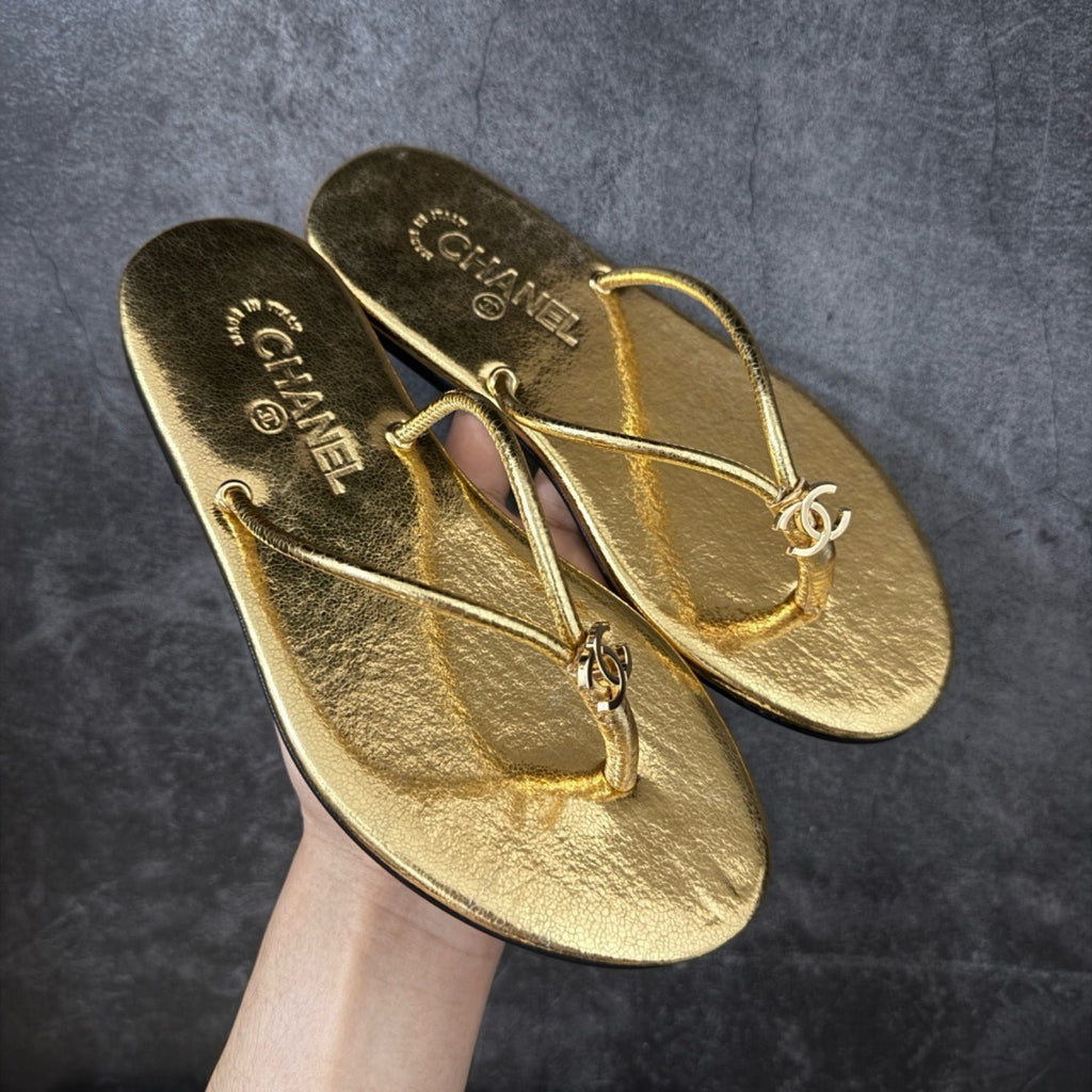 Chanel Thongs in Crackled Laminated Calfskin