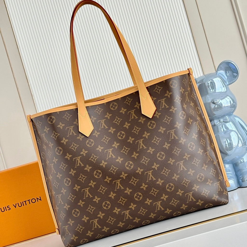 LV Walkaround Tote M3A244