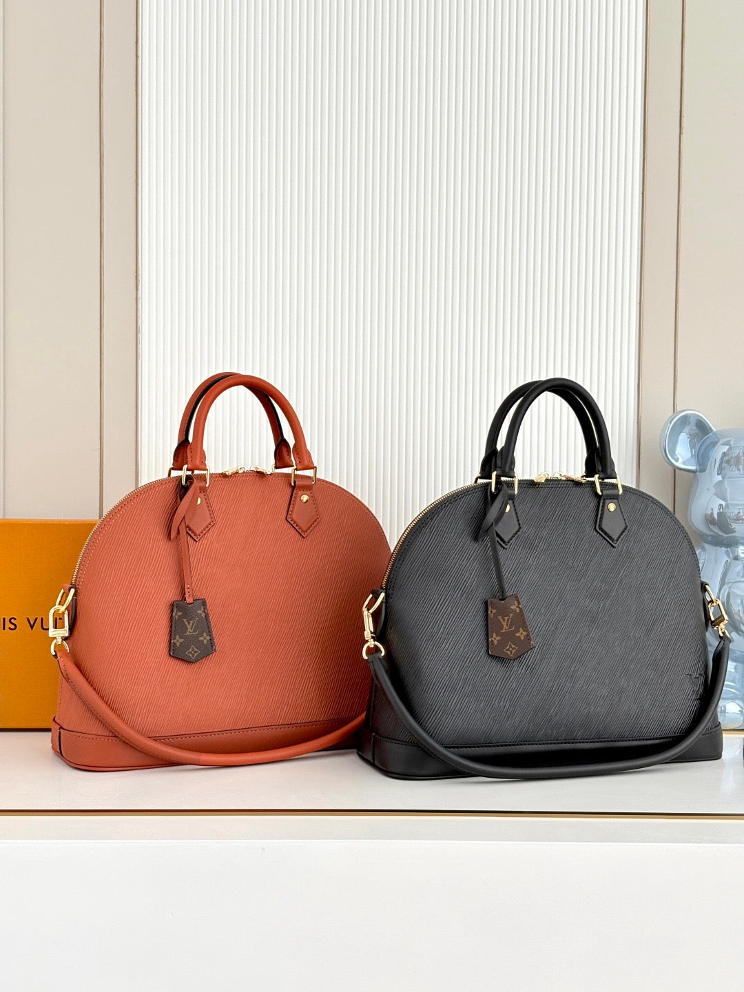 LV Alma MM Soft M2A174