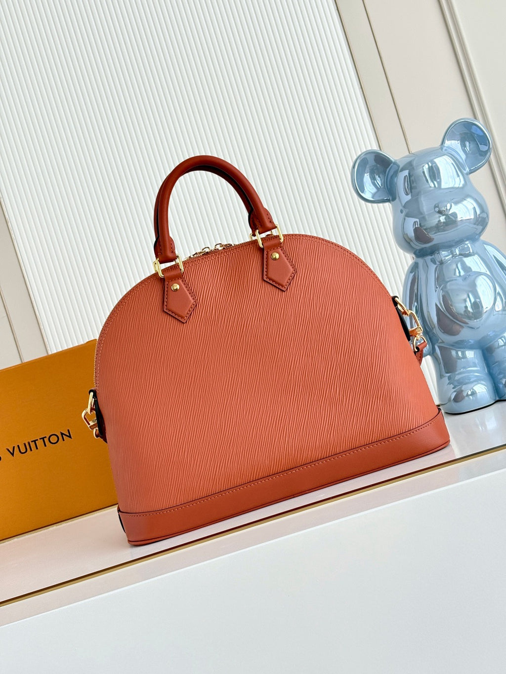 LV Alma MM Soft M2A174