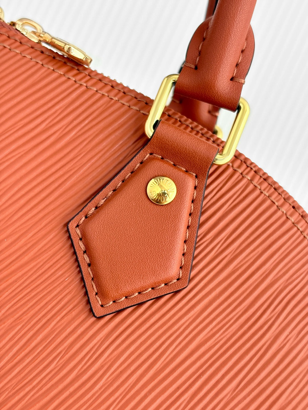 LV Alma MM Soft M2A174