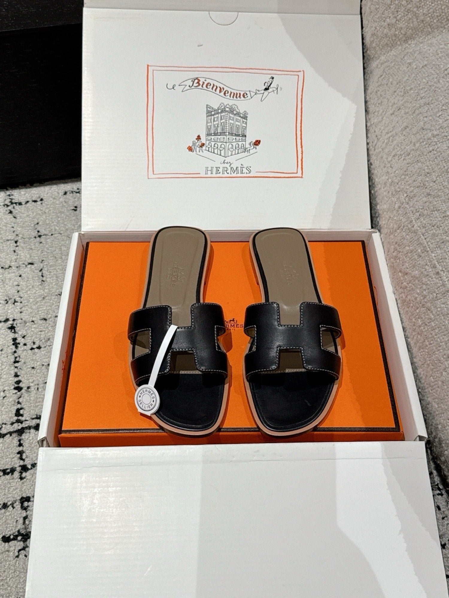Hermes Oran Sandals in Smooth Calfskin