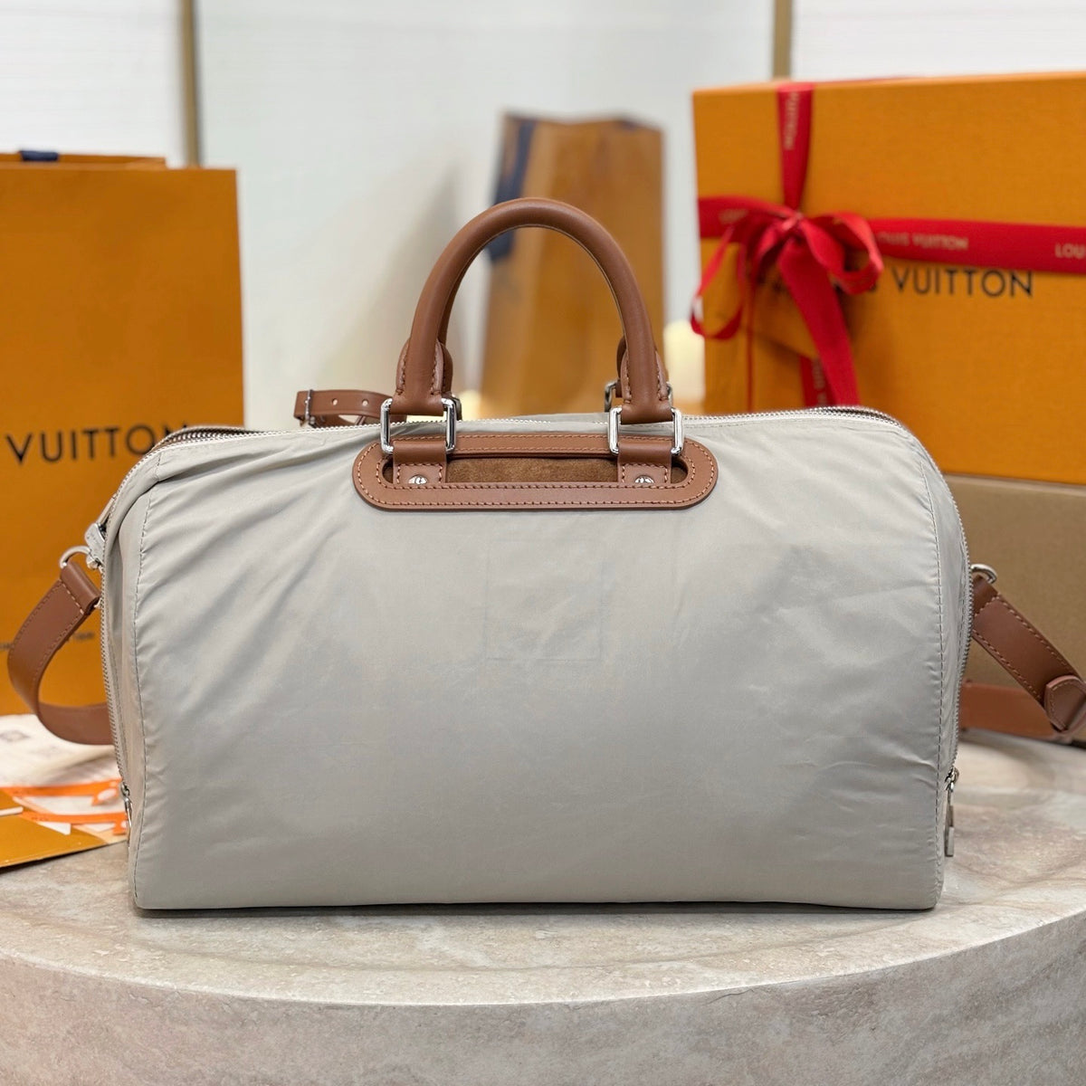 LV Keepall Bandoulière 35 Extendable M2A548