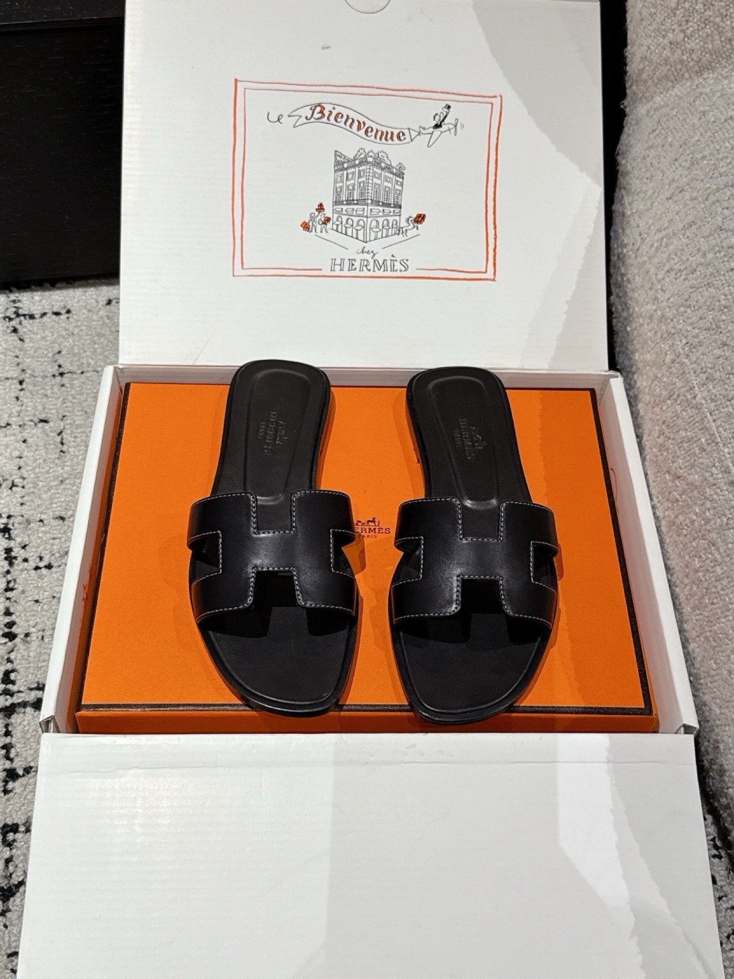 Hermes Oran Sandals in Smooth Calfskin