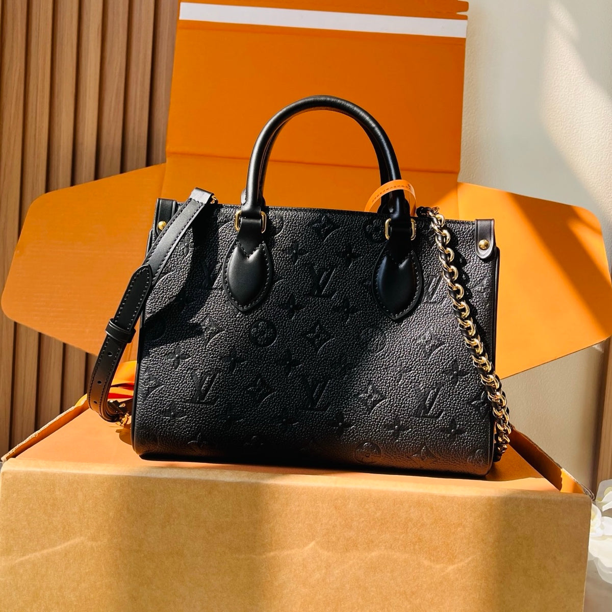 LV OnTheGo Soft PM M3A345