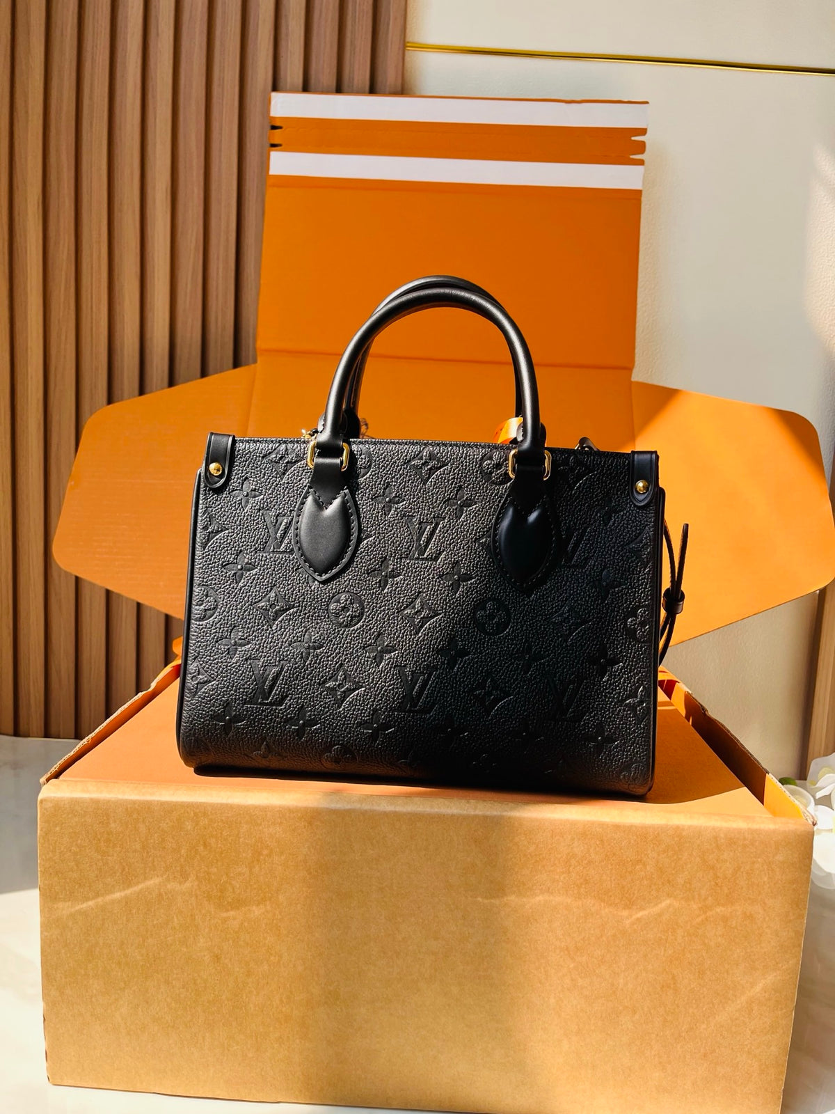 LV OnTheGo Soft PM M3A345