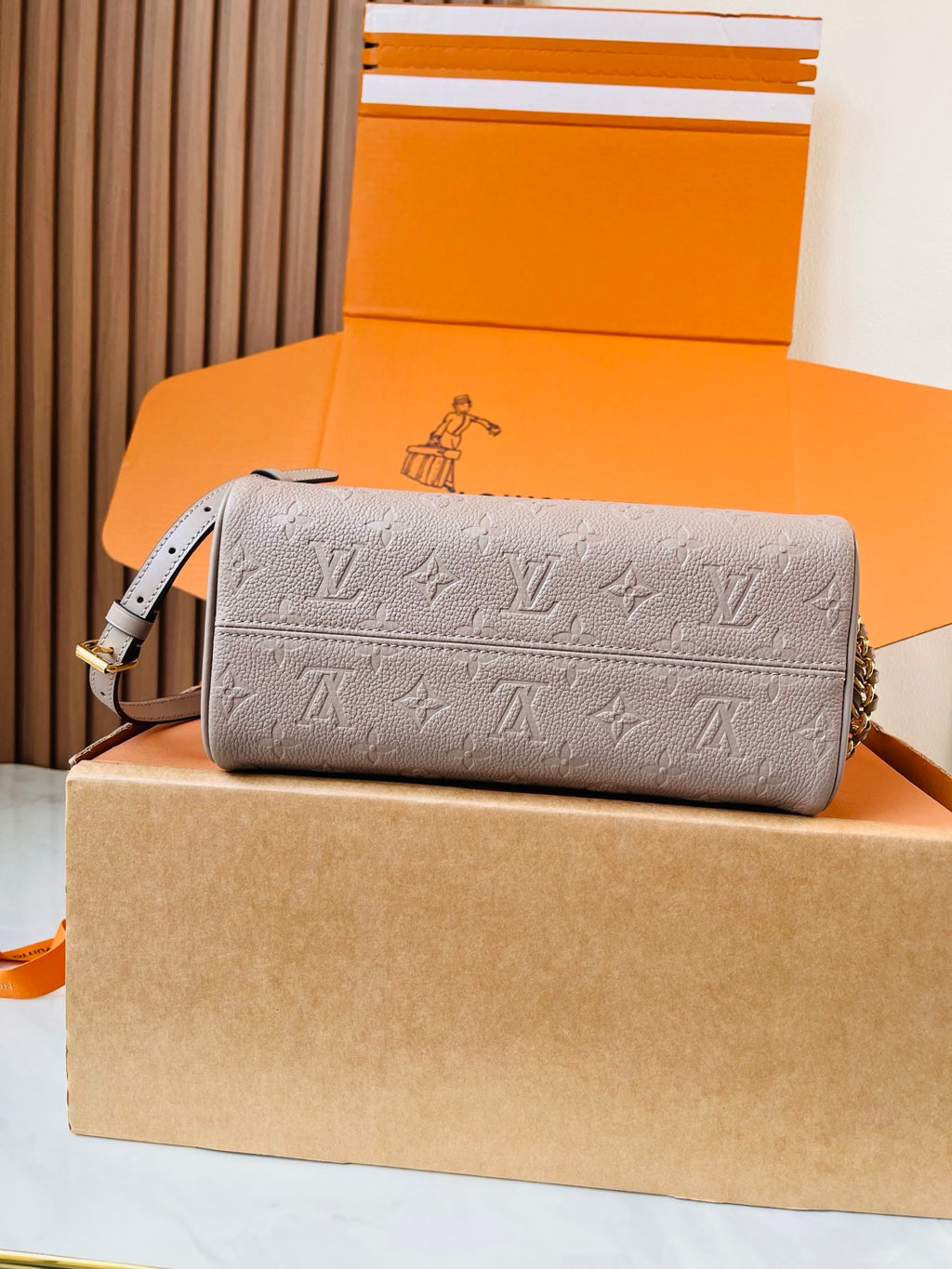 LV OnTheGo Soft PM M3A345