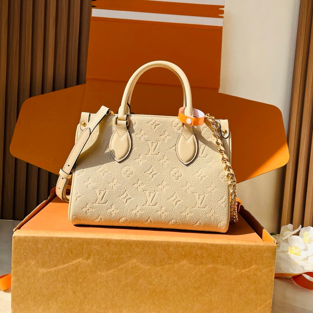 LV OnTheGo Soft PM M3A345