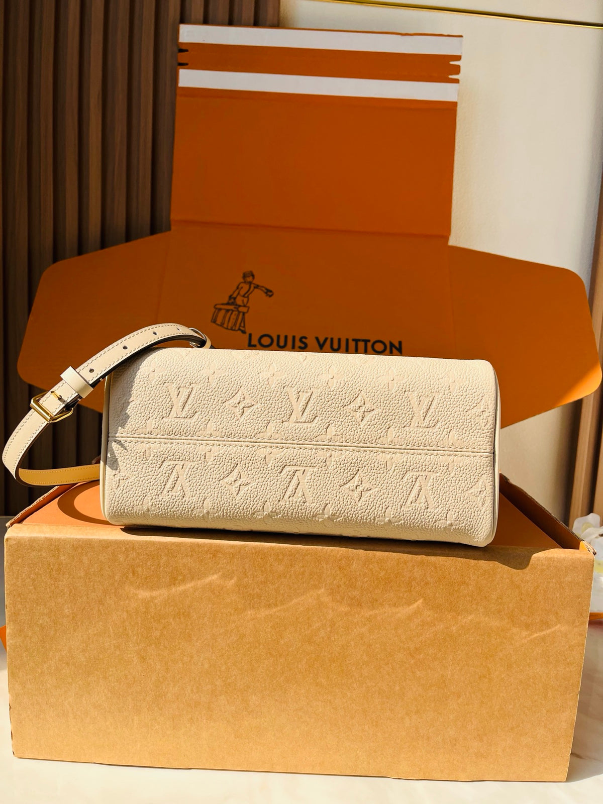 LV OnTheGo Soft PM M3A345
