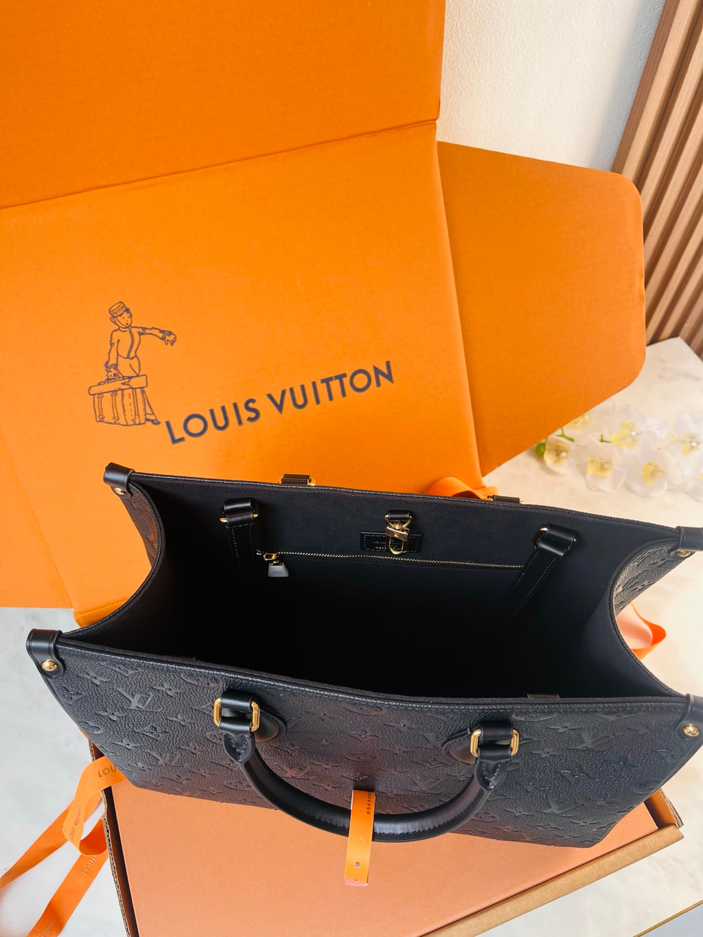 LV OnTheGo Soft MM M3A344