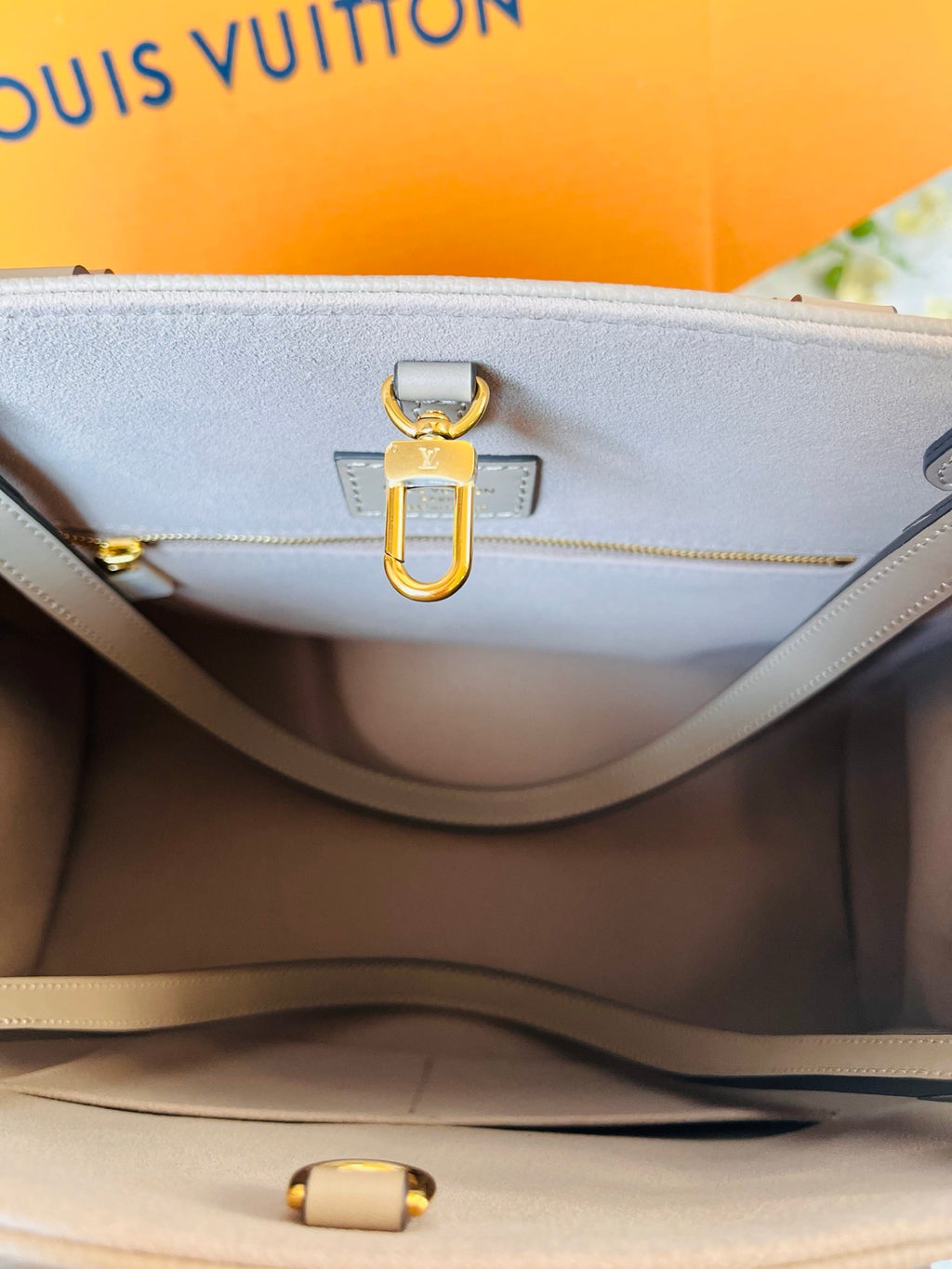 LV OnTheGo Soft MM M3A344