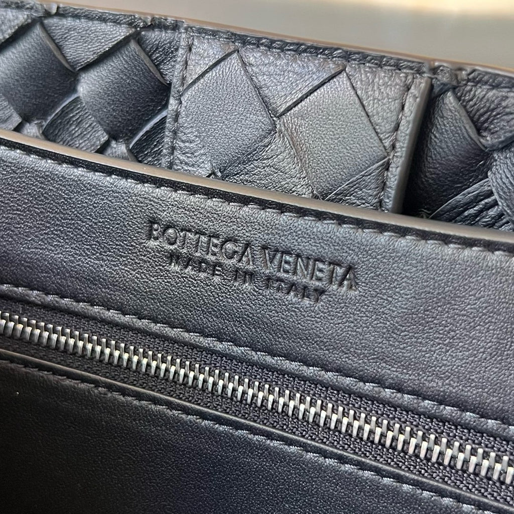 Bottega Veneta Andiamo In Supple Intrecciato Leather