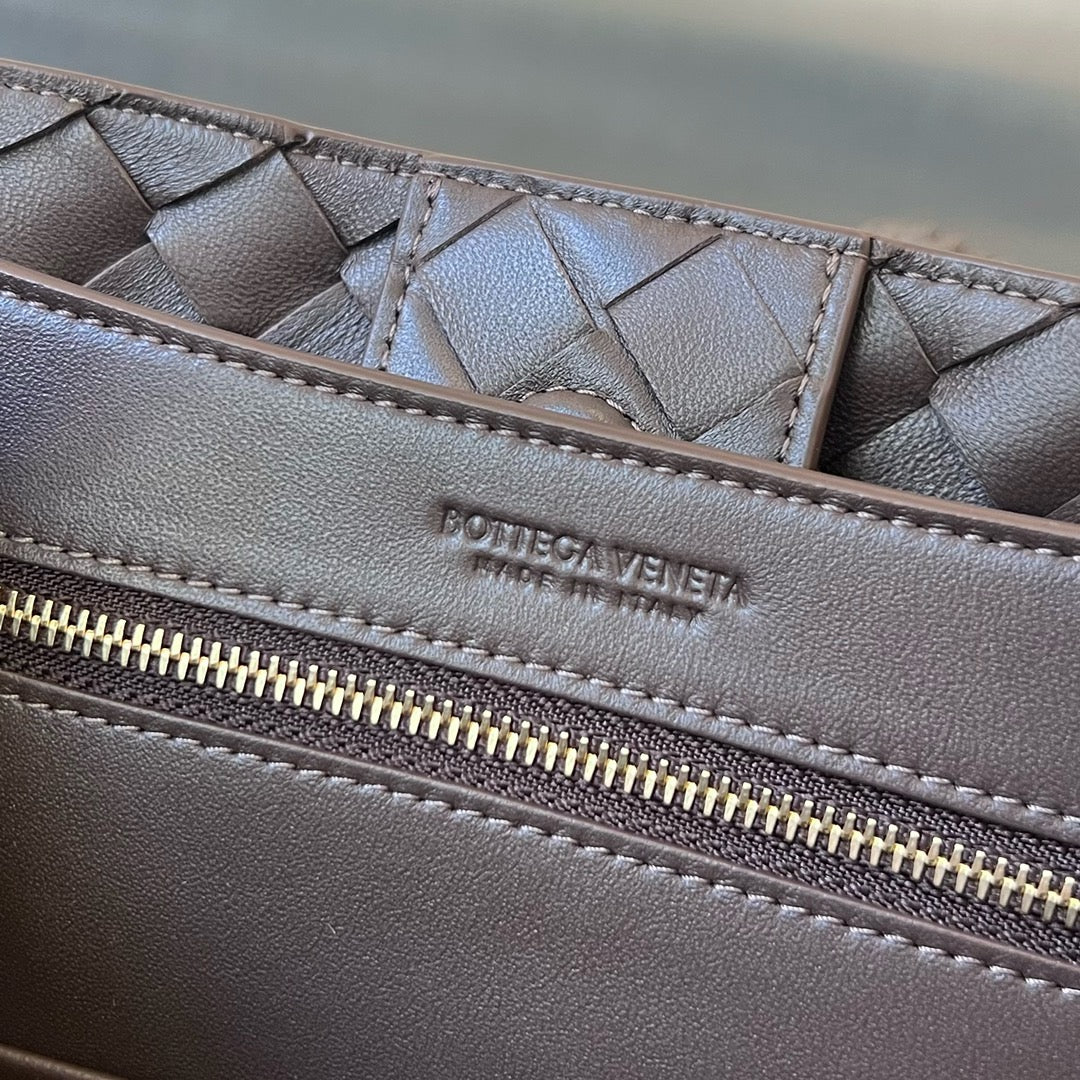 Bottega Veneta Small Andiamo In Supple Intrecciato Leather