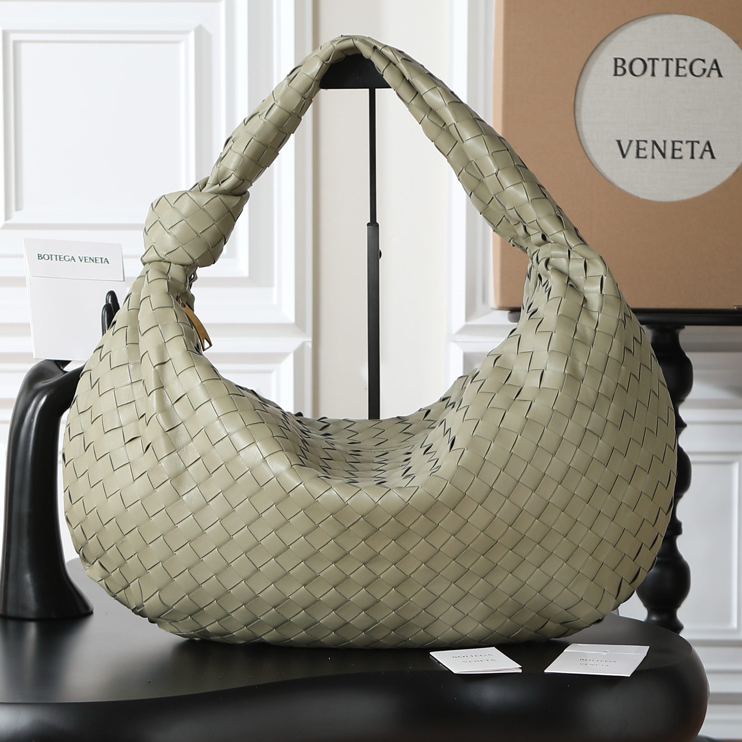 Bottega Veneta Medium  Jodie In Supple Intrecciato Leather